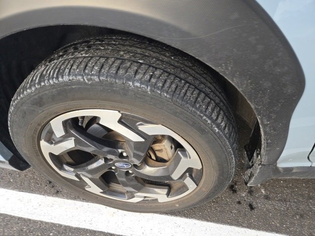 Used 2023 Subaru Crosstrek 2.5i Limited w/ Moonroof Package image 2