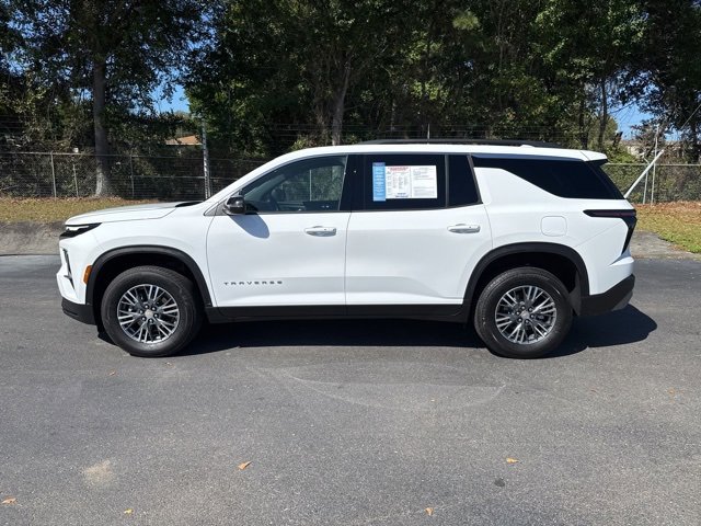 Certified 2025 Chevrolet Traverse LT image 2