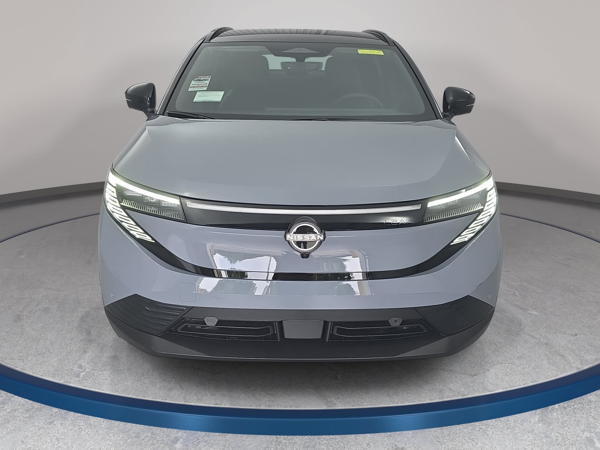 New 2026 Nissan Leaf Platinum+ FWD image 2