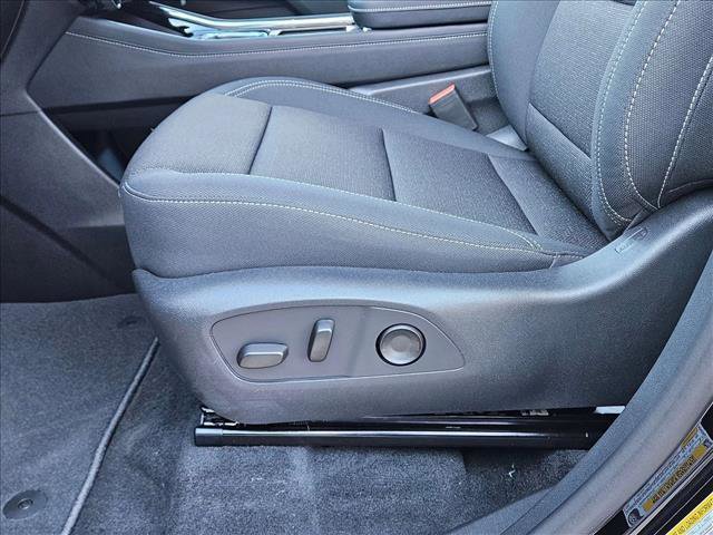 New 2026 Chevrolet Traverse LT w/ Sun and Wheel Package image 4