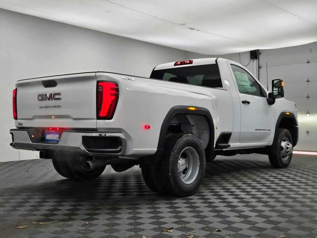 New 2026 GMC Sierra 3500 Pro image 7