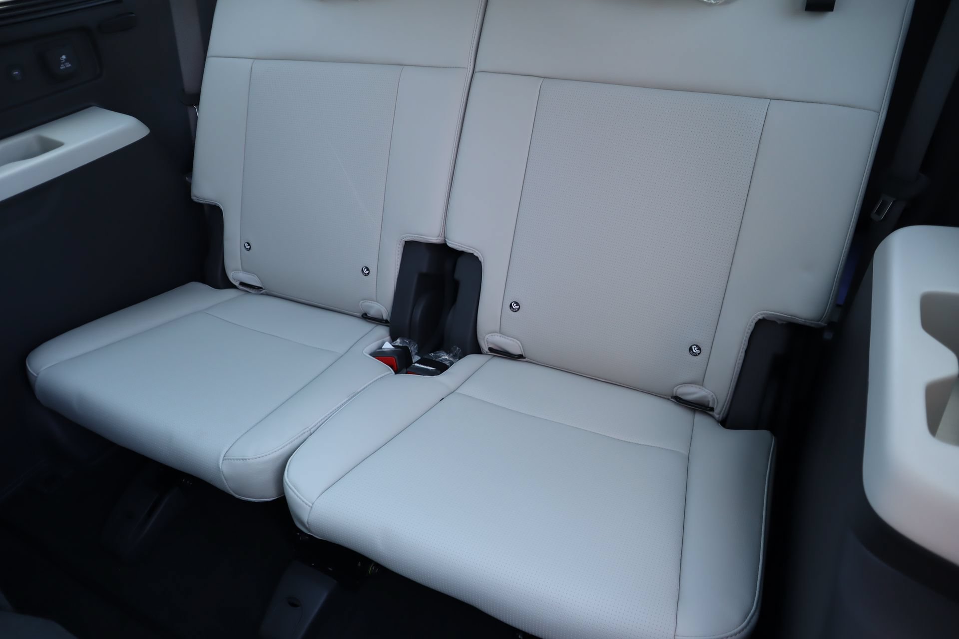 New 2026 Hyundai Santa Fe Limited AWD/4WD image 13