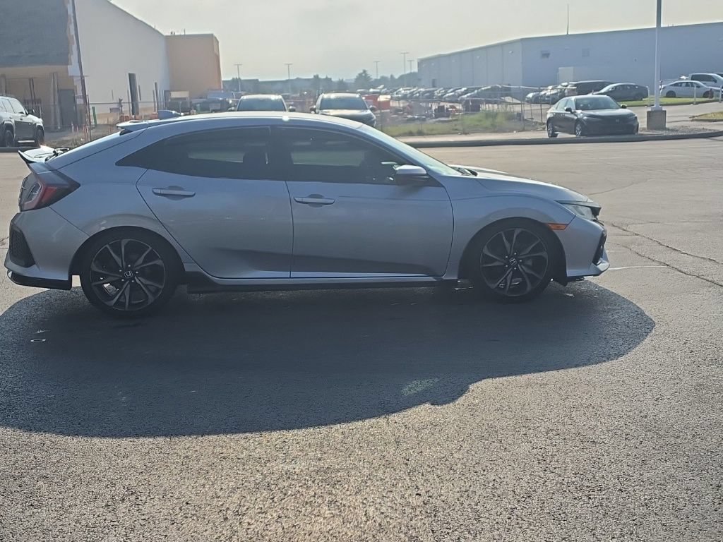 Used 2018 Honda Civic Sport image 9