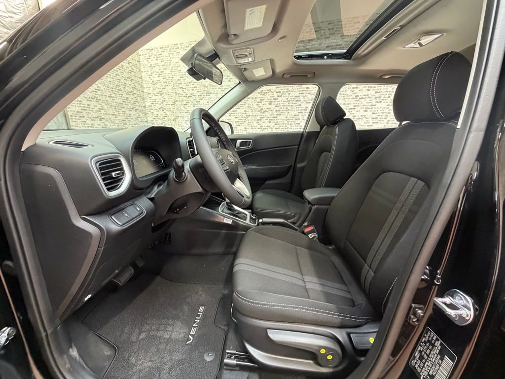 New 2026 Hyundai Venue SEL FWD image 21