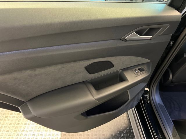 New 2026 Volkswagen GTI SE FWD image 9