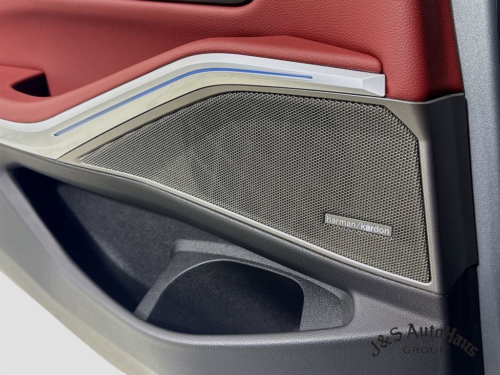 Used 2023 BMW M340i xDrive w/ Premium Package image 32