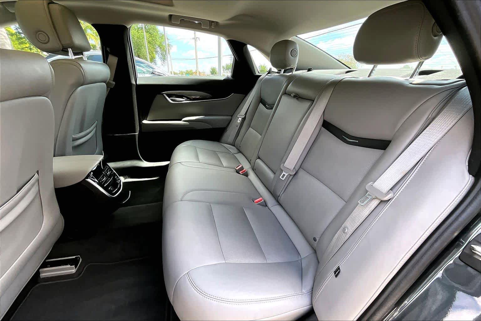 Used 2013 Cadillac XTS Luxury w/ Driver Awareness Package AWD/4WD image 21