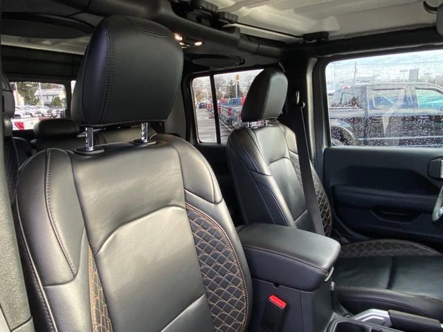 Used 2022 Jeep Gladiator Overland image 19