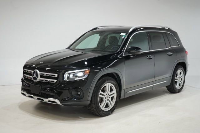Used 2022 Mercedes-Benz GLB 250 4MATIC image 3
