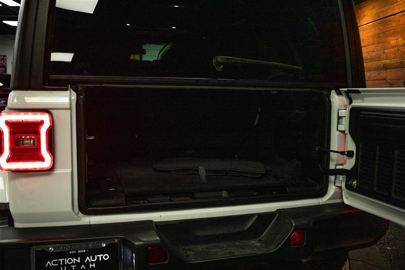 Used 2024 Jeep Wrangler Rubicon image 7