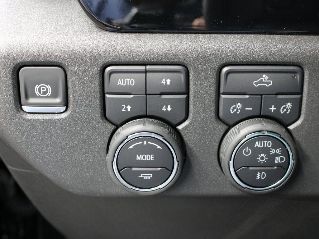 Used 2025 Chevrolet Silverado 1500 RST image 47