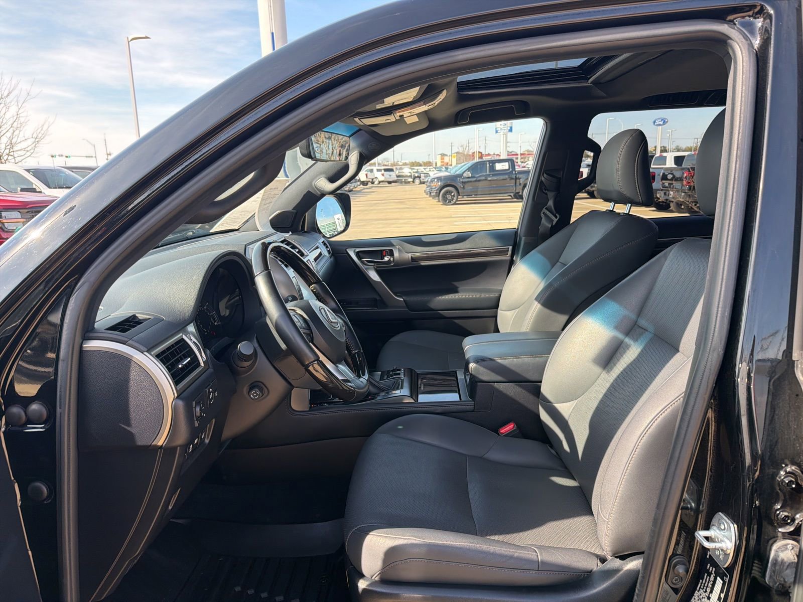 Used 2021 Lexus GX 460 Premium w/ Premium Package image 11