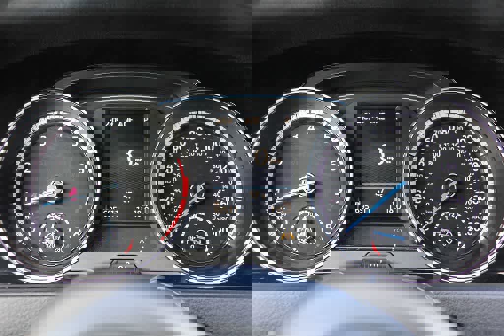 Used 2017 Volkswagen Golf R 4-Door image 20