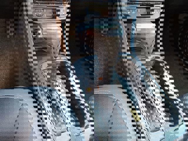 Used 2017 Chevrolet Colorado Z71 image 24