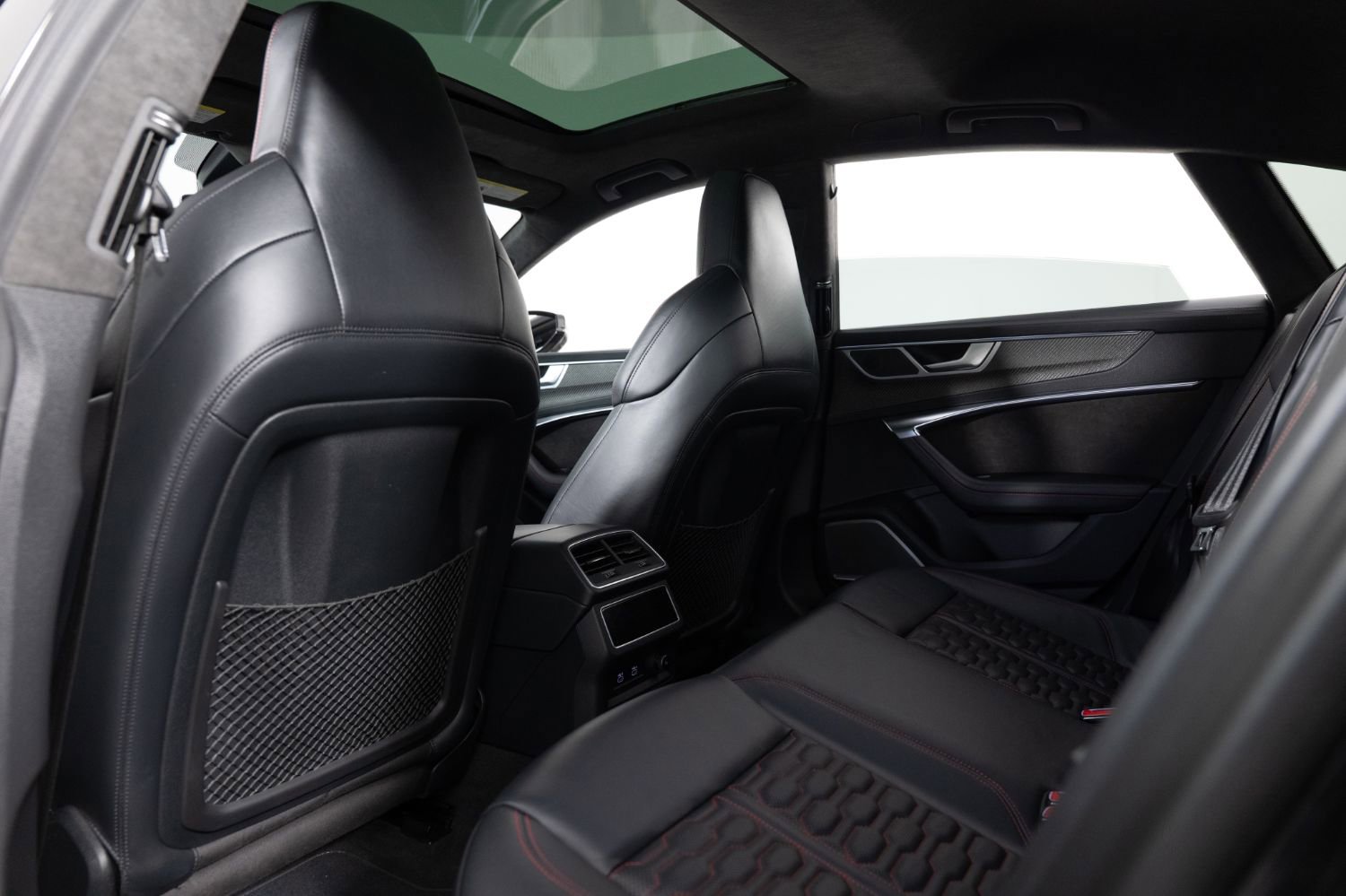 Used 2021 Audi RS 7 Sportback w/ Carbon Optic Package image 19