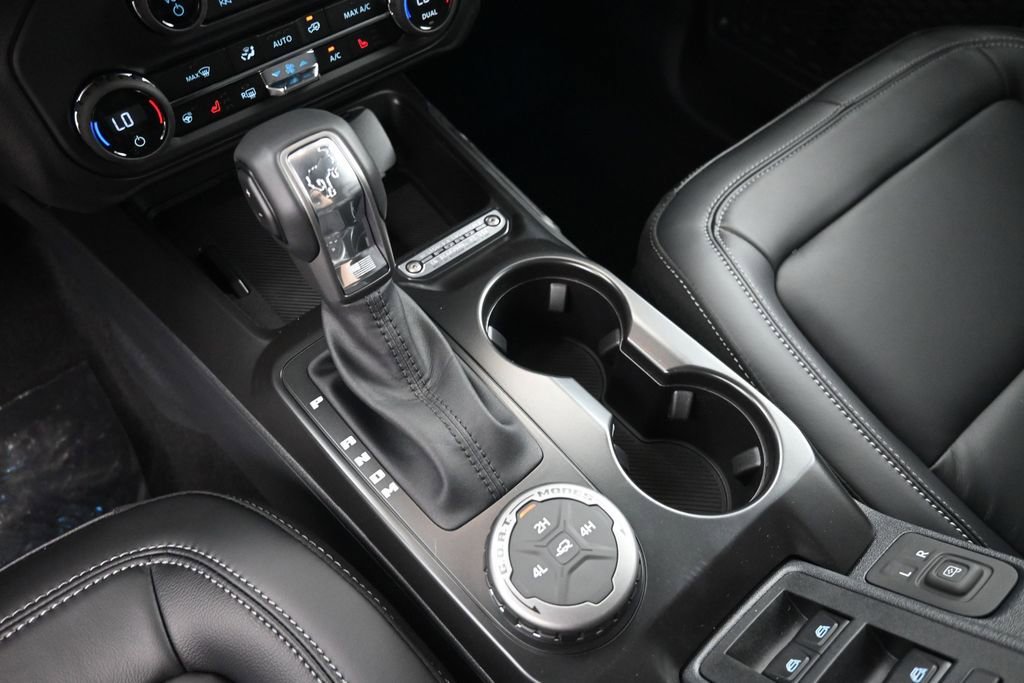 New 2026 Ford Bronco Outer Banks AWD/4WD image 28