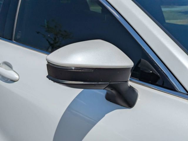 Used 2024 Toyota Crown XLE image 12
