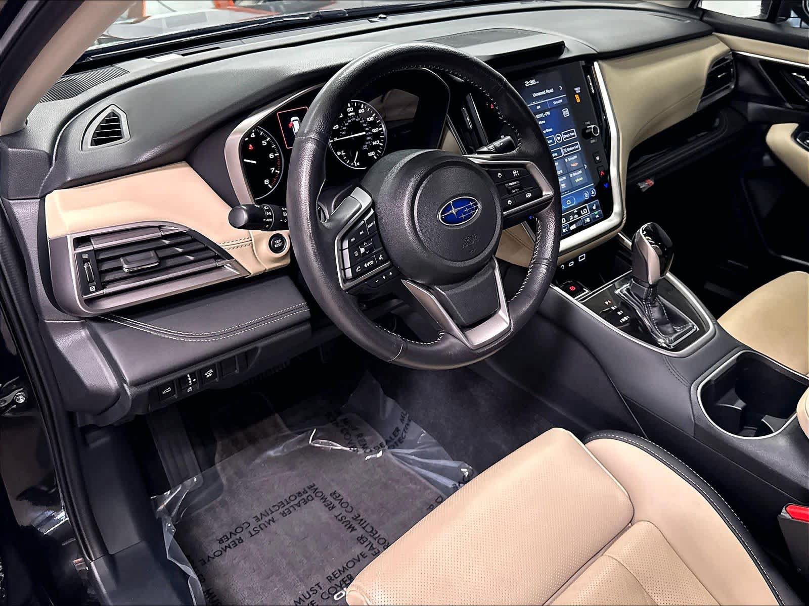 Used 2025 Subaru Outback Limited AWD/4WD image 16
