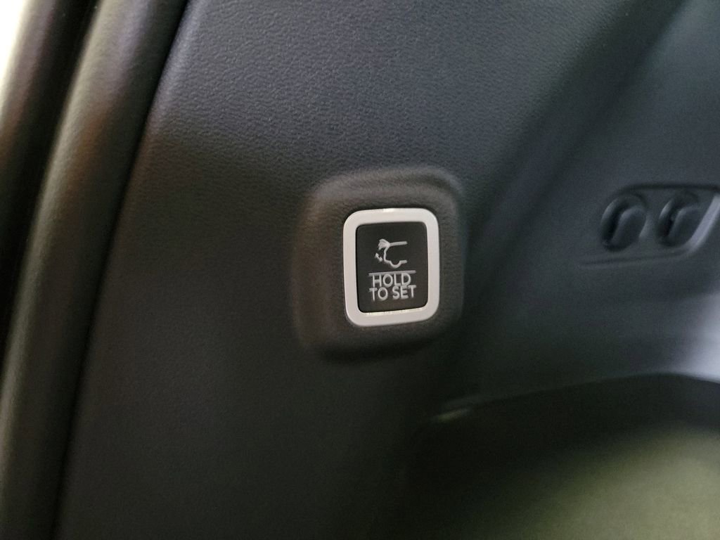 New 2026 Jeep Cherokee Limited image 13