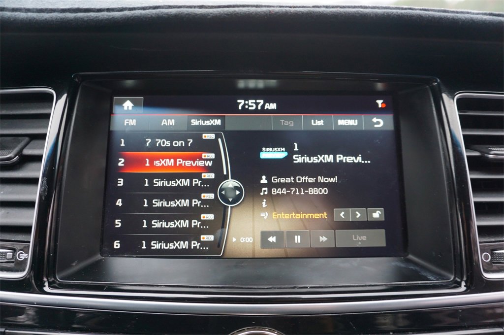 Used 2016 Kia K900 Luxury w/ Luxury VIP Package image 11