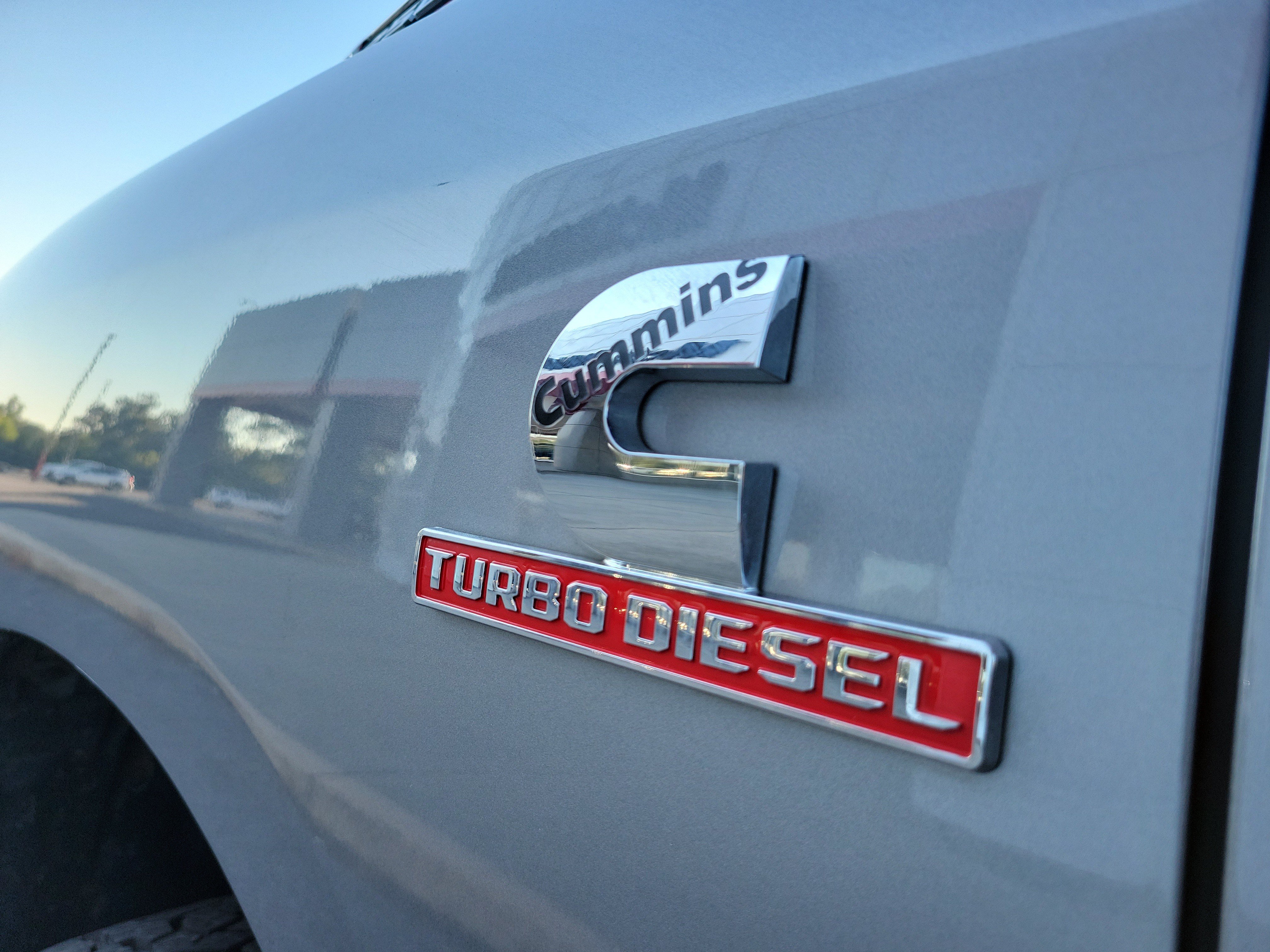 Used 2024 RAM 2500 Tradesman w/ Chrome Appearance Group AWD/4WD image 8