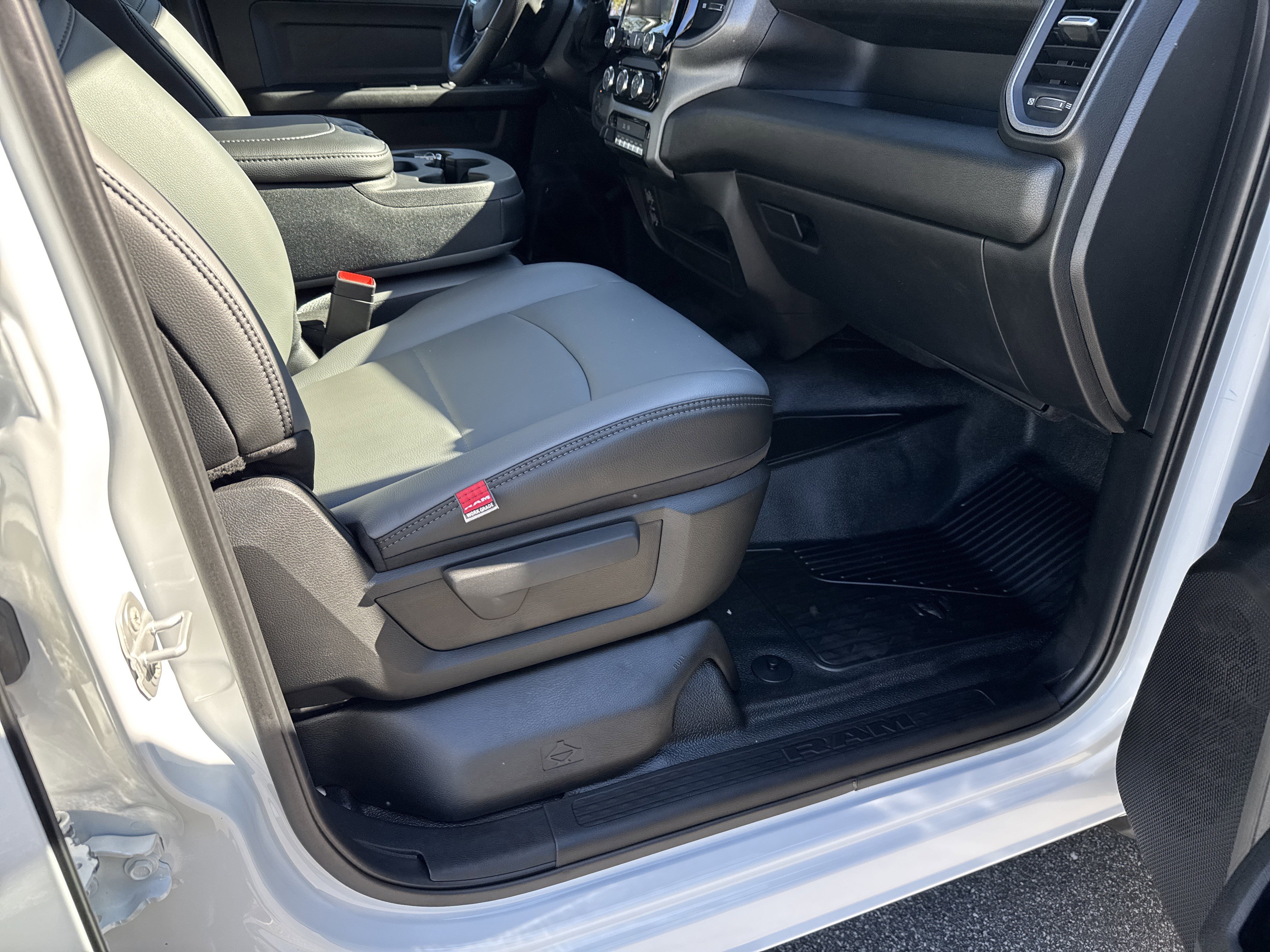 New 2026 RAM 4500 Tradesman w/ Chrome Appearance Group image 18