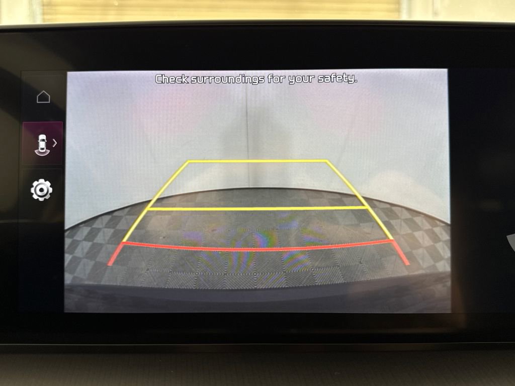 Used 2023 Kia Telluride S FWD image 17