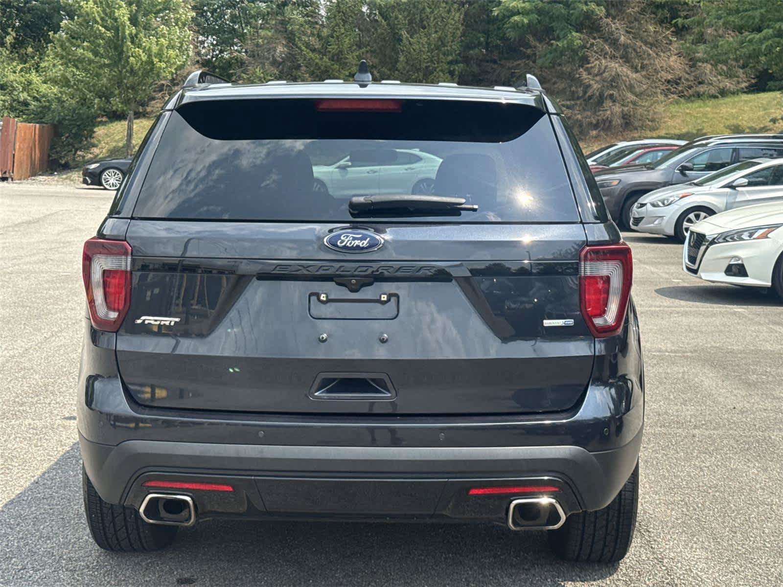 Used 2017 Ford Explorer Sport w/ Equipment Group 401A AWD/4WD image 4