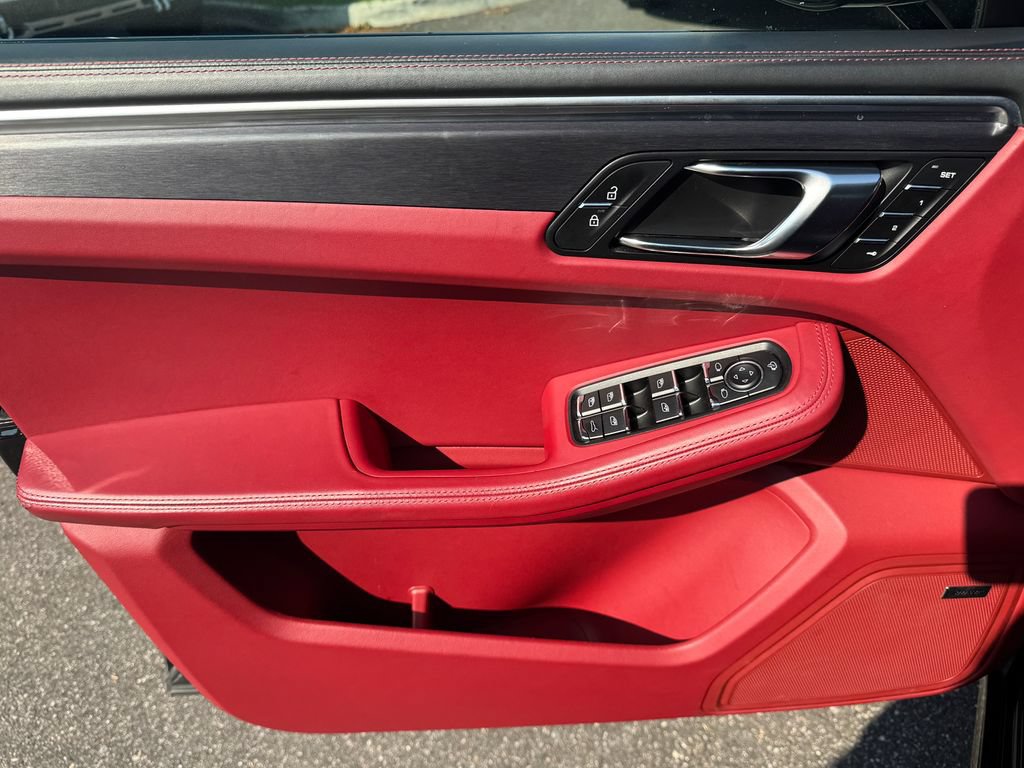 Used 2023 Porsche Macan GTS AWD/4WD image 25