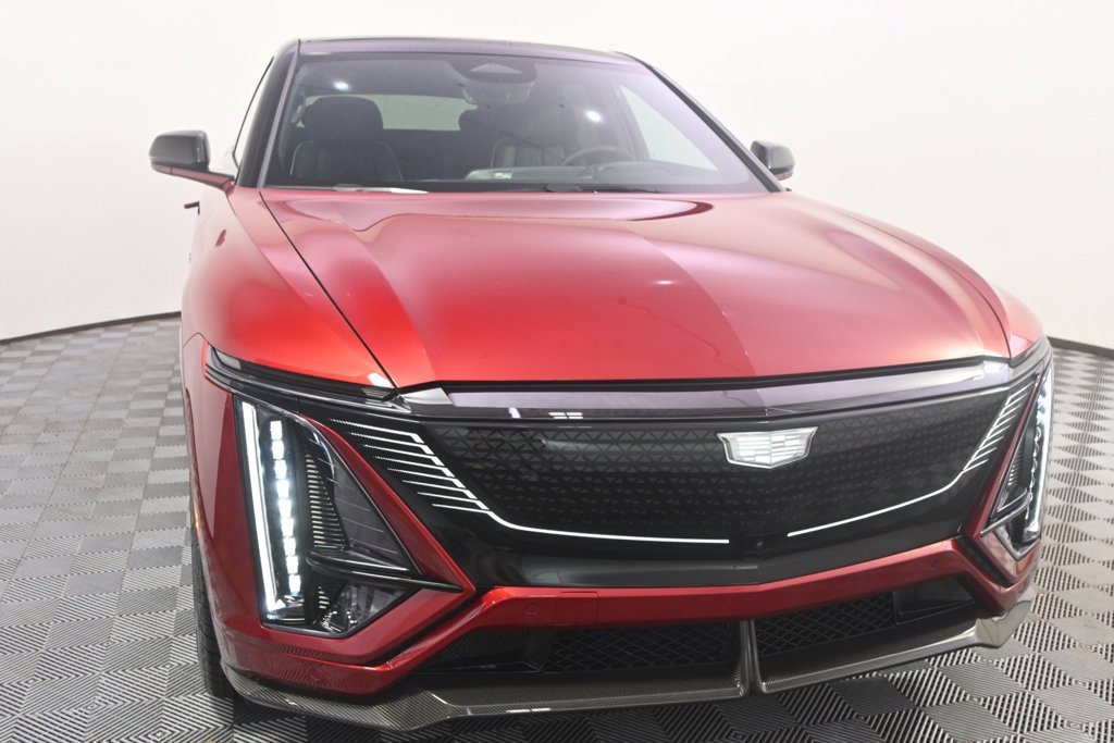New 2026 Cadillac Lyriq V w/ Exterior Carbon Fiber Package image 9