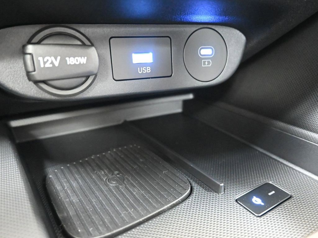 New 2026 Hyundai Elantra Sport image 33