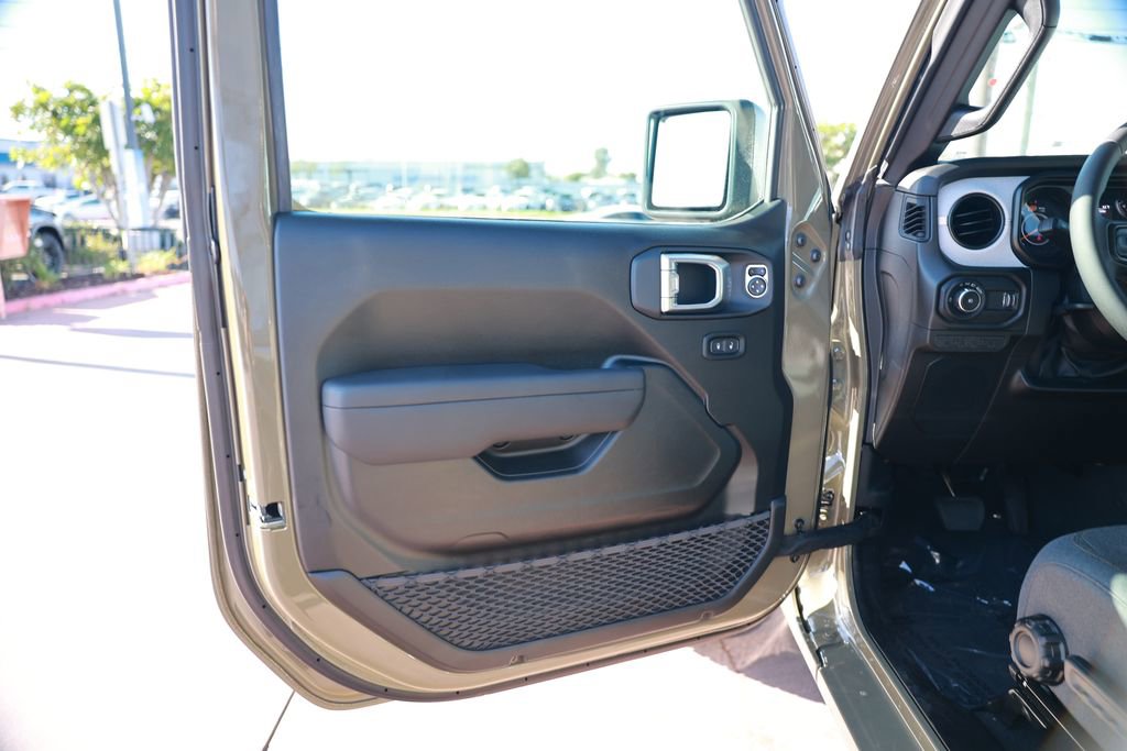 New 2026 Jeep Wrangler Unlimited Sport AWD/4WD image 11