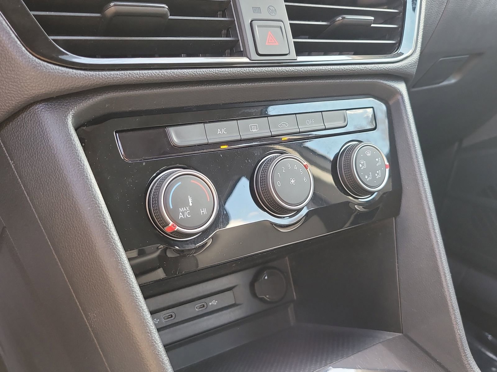 Used 2023 Volkswagen Taos S image 23