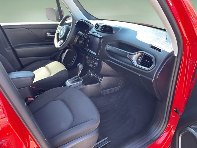 Used 2023 Jeep Renegade Latitude AWD/4WD image 13
