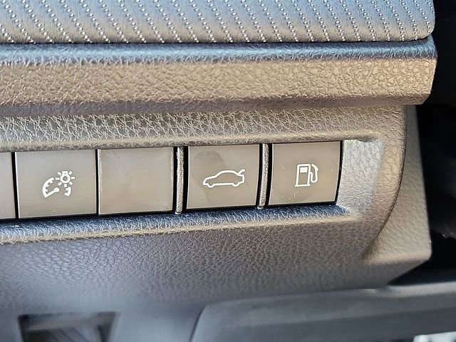 Used 2026 Toyota Camry SE FWD image 26