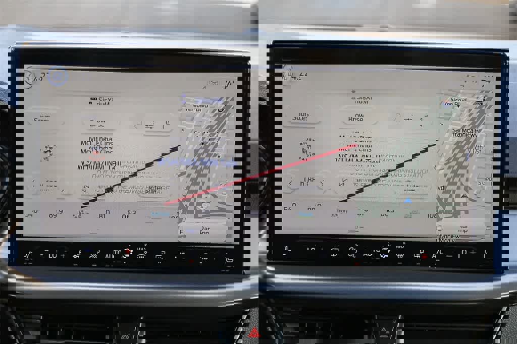 New 2025 Ford Escape SE w/ Class II Trailer Tow Package image 14