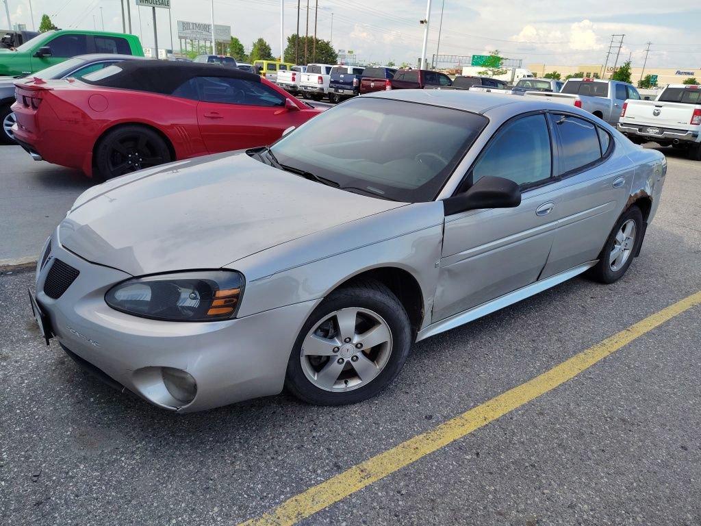 Used 2008 Pontiac Grand Prix FWD image 8