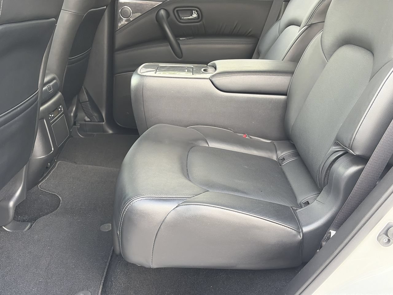 Certified 2022 Nissan Armada SL w/ Midnight Edition Package RWD image 15