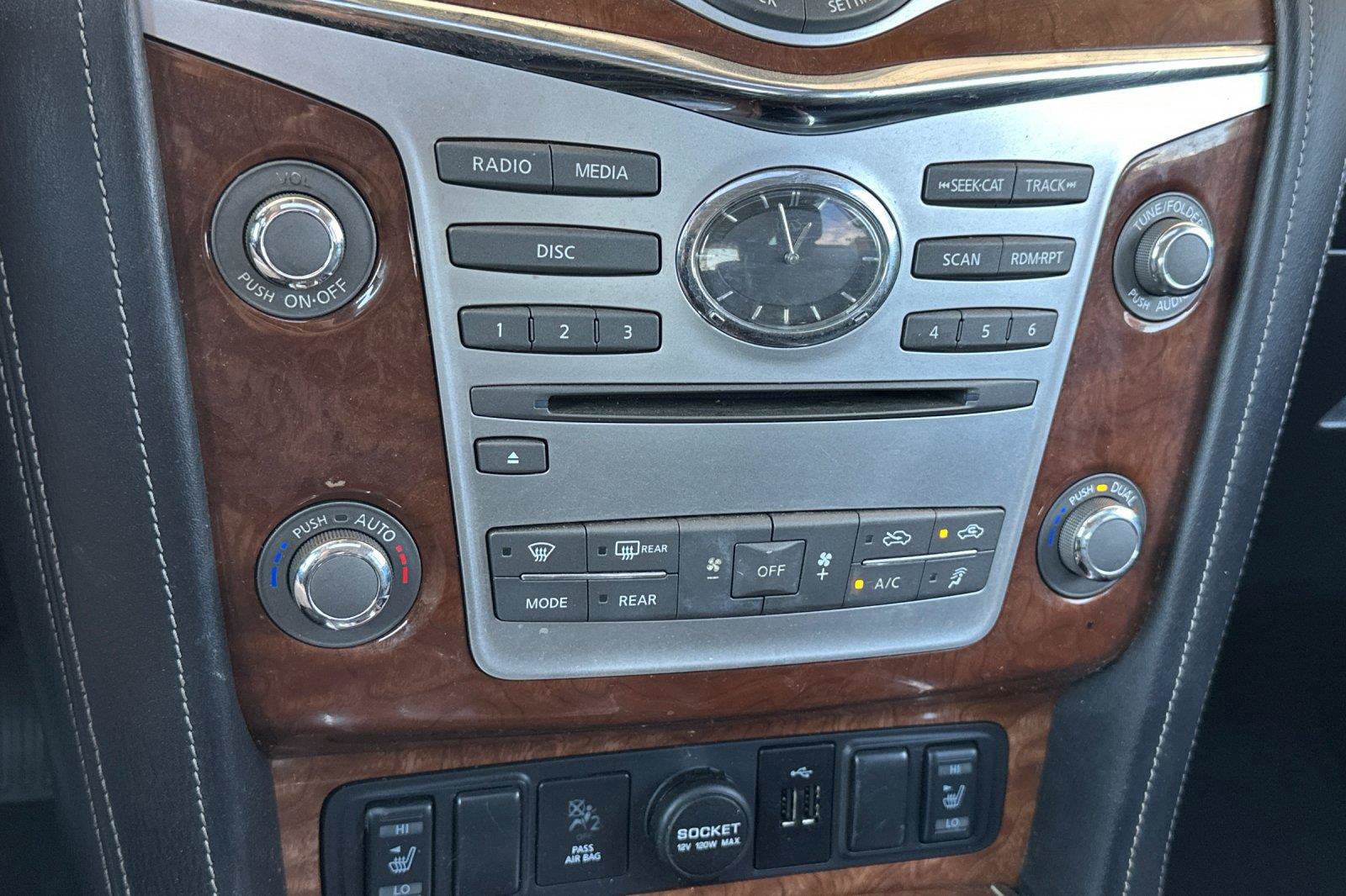 Used 2018 INFINITI QX80 4WD w/ Driver Assistance Package image 22