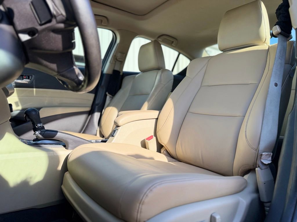 Used 2018 Acura ILX FWD image 12