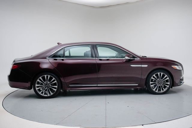 Used 2018 Lincoln Continental Select w/ Continental Climate Package FWD image 8
