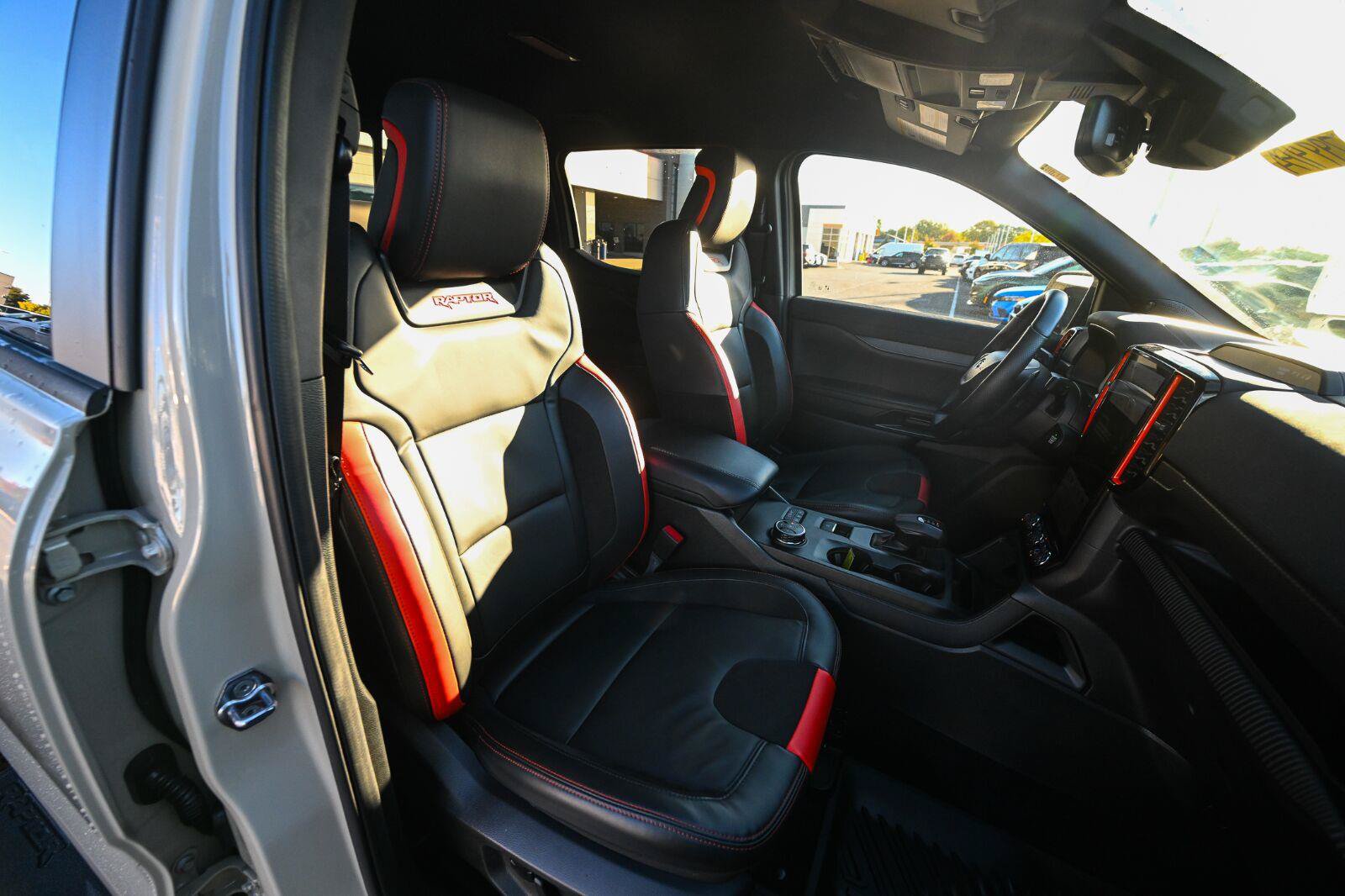 Used 2025 Ford Ranger Raptor AWD/4WD image 26