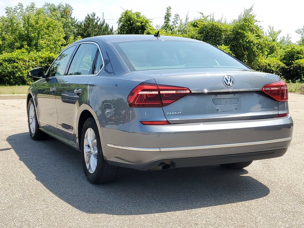 Used 2017 Volkswagen Passat 1.8T S FWD image 3