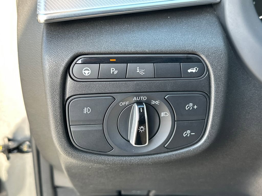 Used 2019 INFINITI QX50 Essential w/ Proactive Package image 23