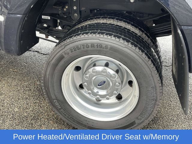 Used 2022 Ford F450 Lariat w/ Lariat Value Package image 12