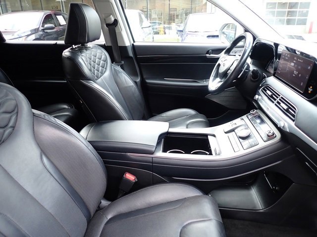 Used 2021 Hyundai Palisade Limited image 3