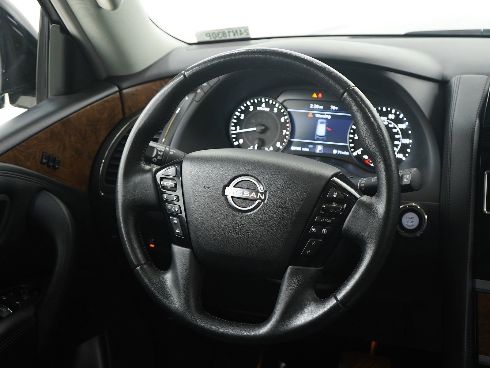 Used 2023 Nissan Armada SL image 18