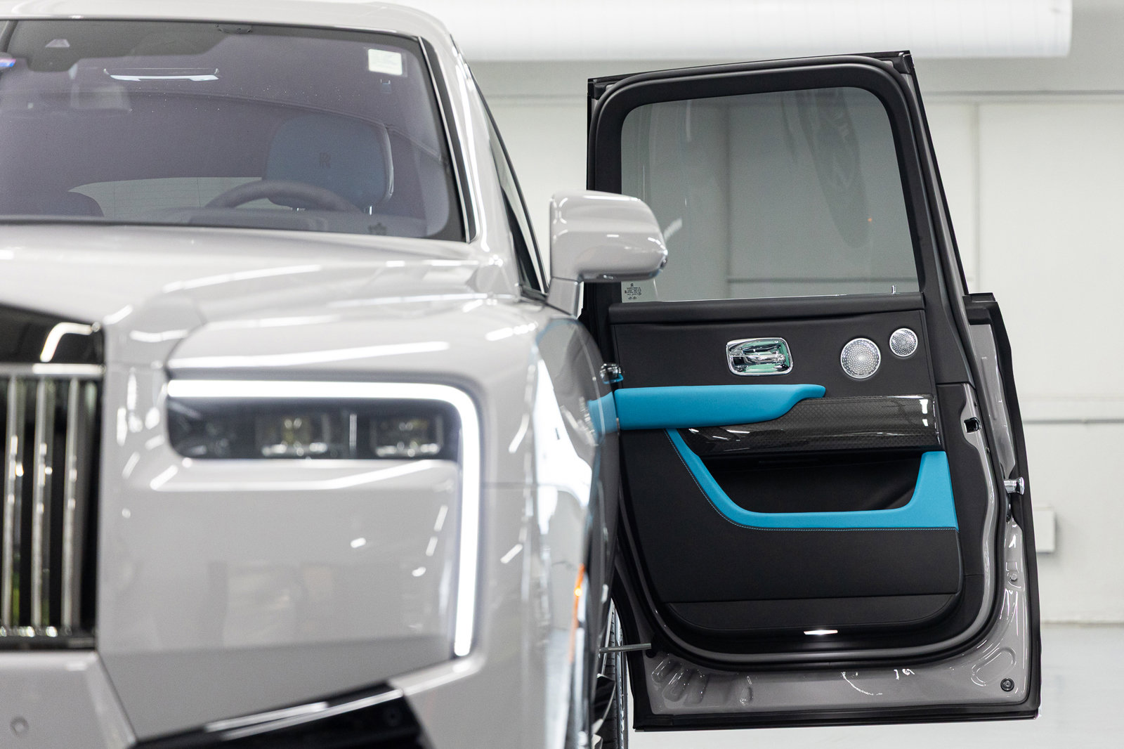 Certified 2026 Rolls-Royce Cullinan Black Badge image 27