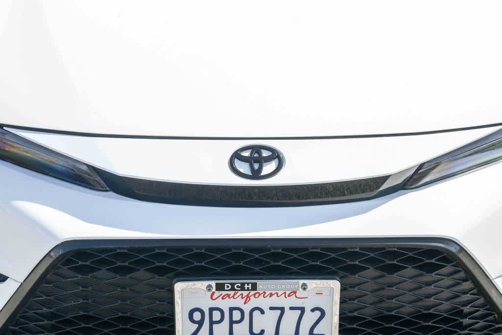 Used 2025 Toyota Corolla SE image 5
