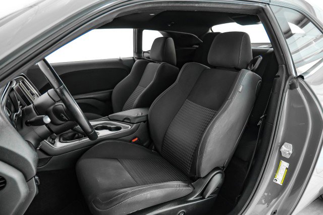 Used 2019 Dodge Challenger R/T w/ Blacktop Package image 26